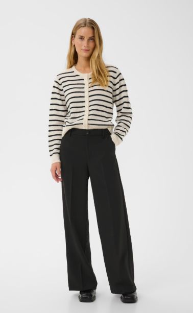 Ninnesa Pant (black)