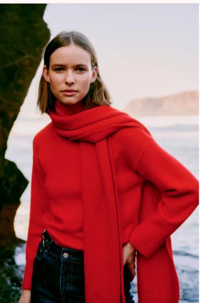 BYOLMA turtleneck