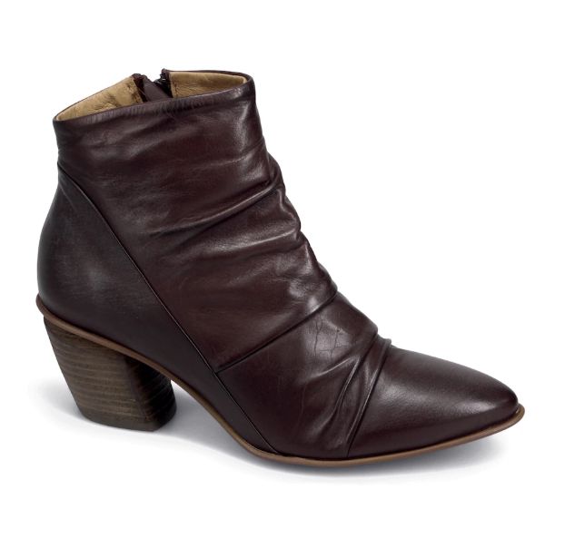 Jeanie bootie by Miz Mooz