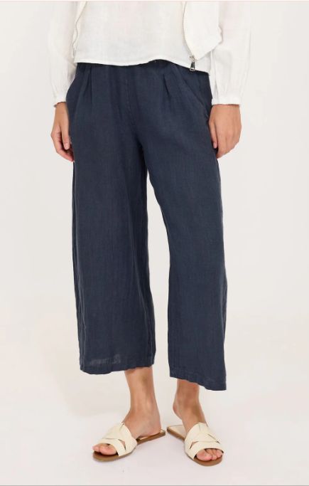 Linen Pull up pant in Navy