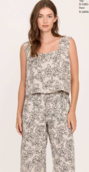 Squared Neck Linen Top in digital roses