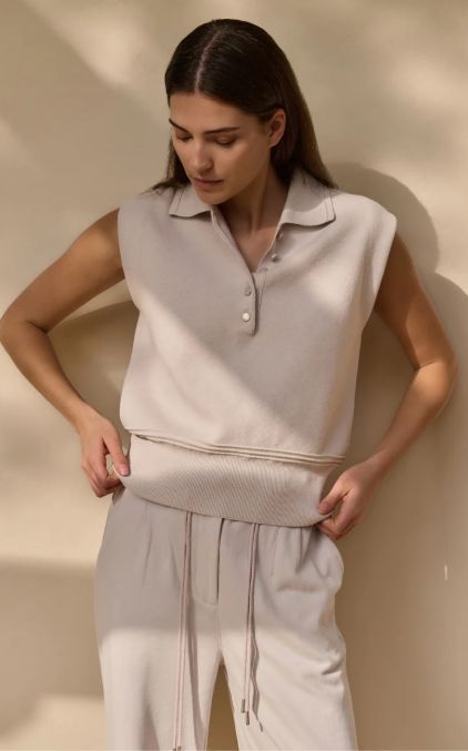 Sleeveless collared sweater