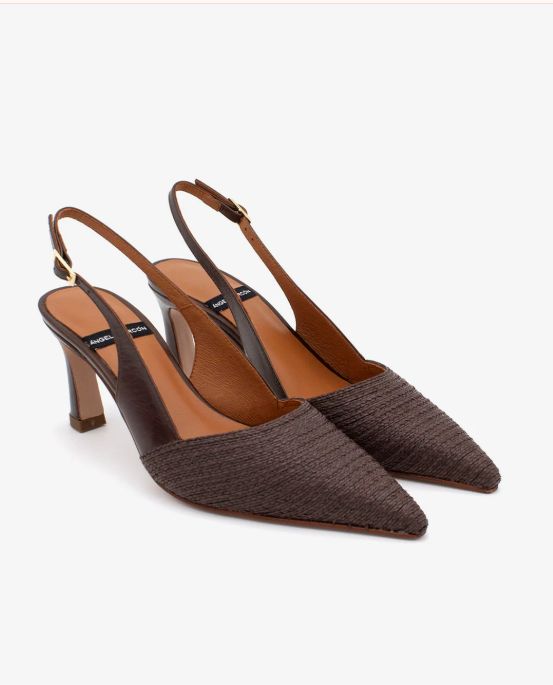 Carola by Angel Alarcon