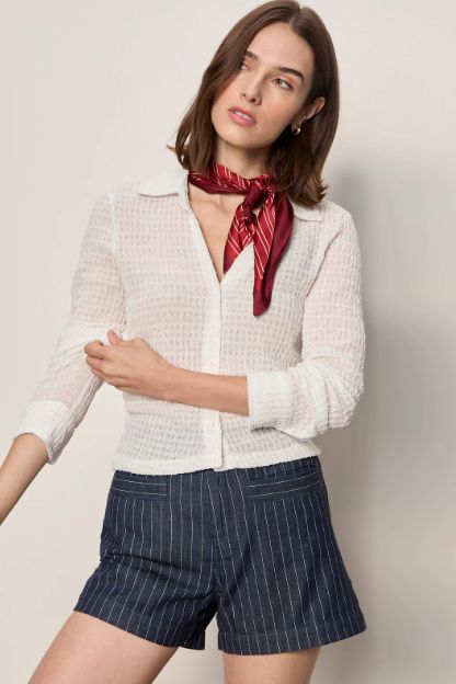 JUNO TEXTURED BLOUSE (CHALK)