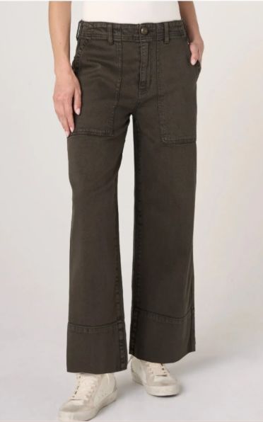 Utility Relaxed Jean in Mosswood