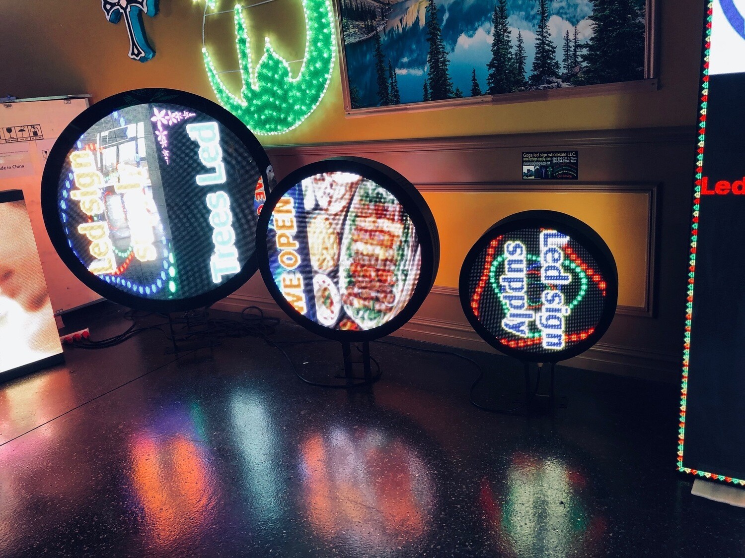 Led sign p6 round Double-sidede outside size 49 &quot;