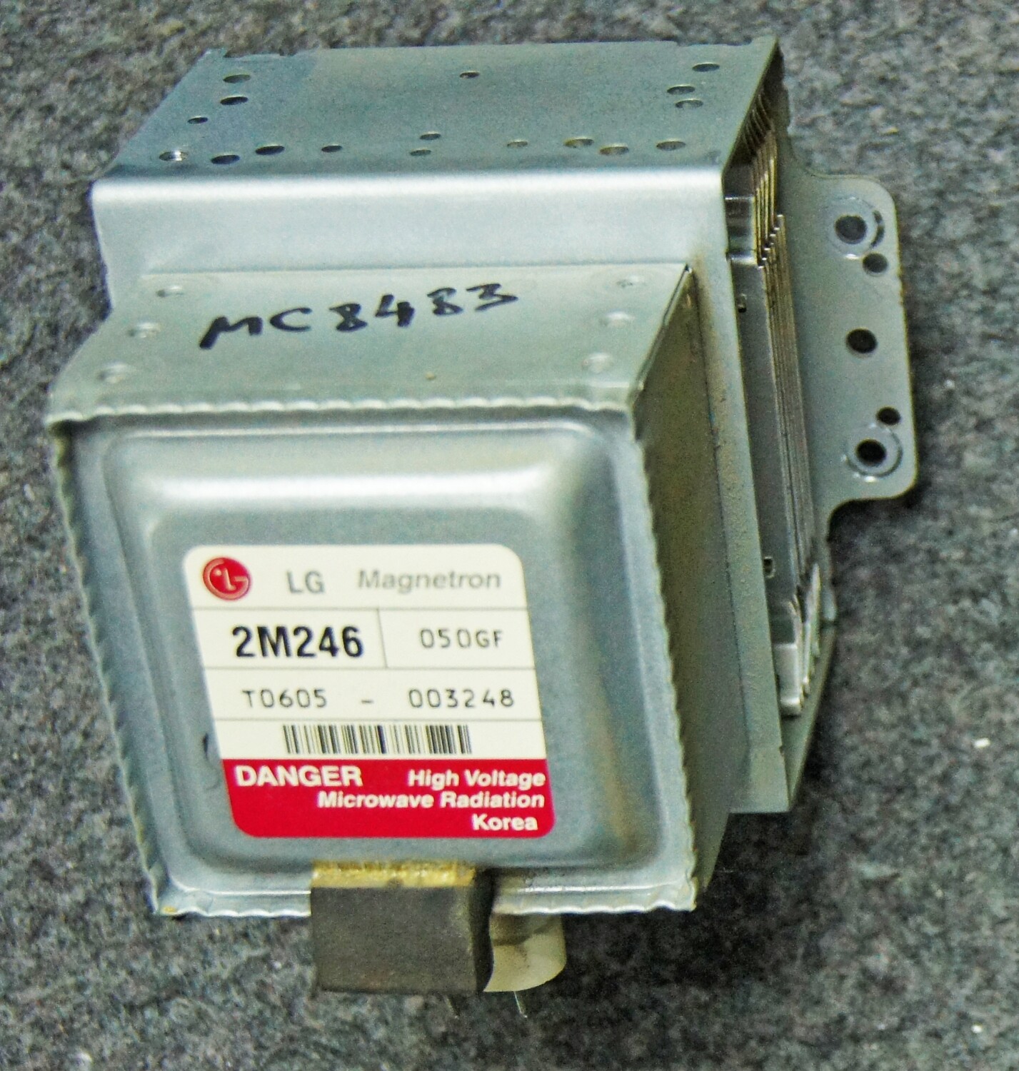 2M246 MC8483