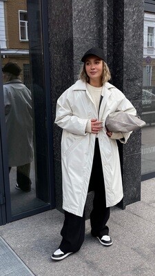 Insulated trench coat