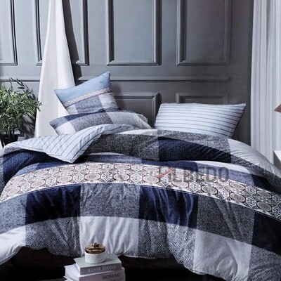 Glazed Cotton Abstract Print Quilt