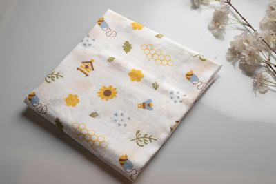 100% Cotton Muslin Fabric 3mtr (Beehive)
