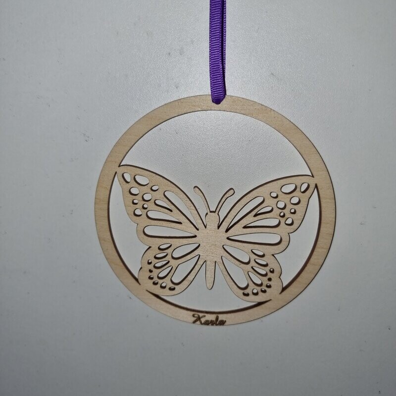 Osterschmuck personalisierter Schmetterling