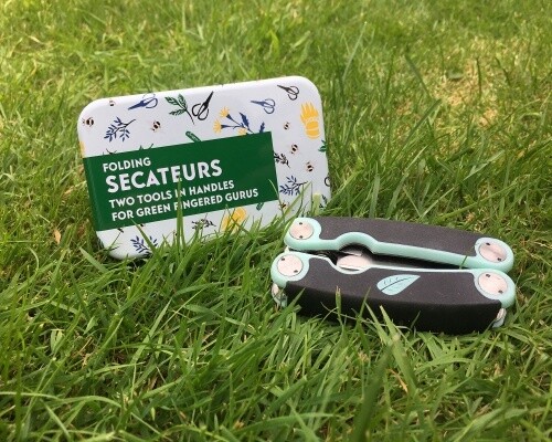 GIFT IN A TIN: Folding Secateurs