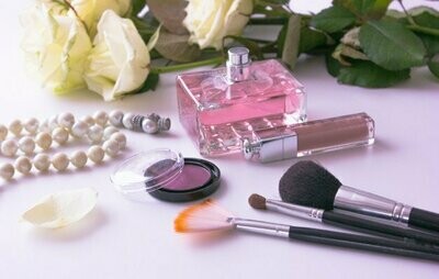 Maquillage et ongles