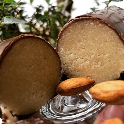 BARRA DE MAZAPAN BAÑADA EN CHOCOLATE