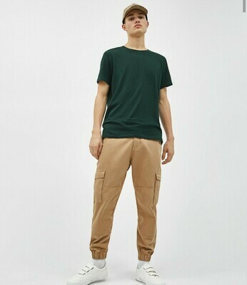 Basic green tee