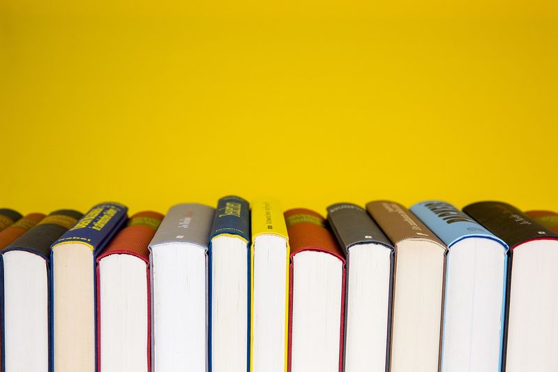 3. Quota AFA (25€ per familia) + Pack llibres i agenda