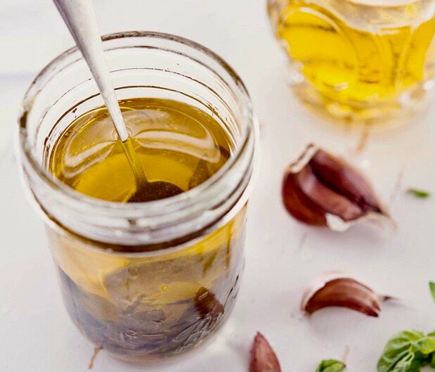 Basil, Garlic &amp; Oregano Oil