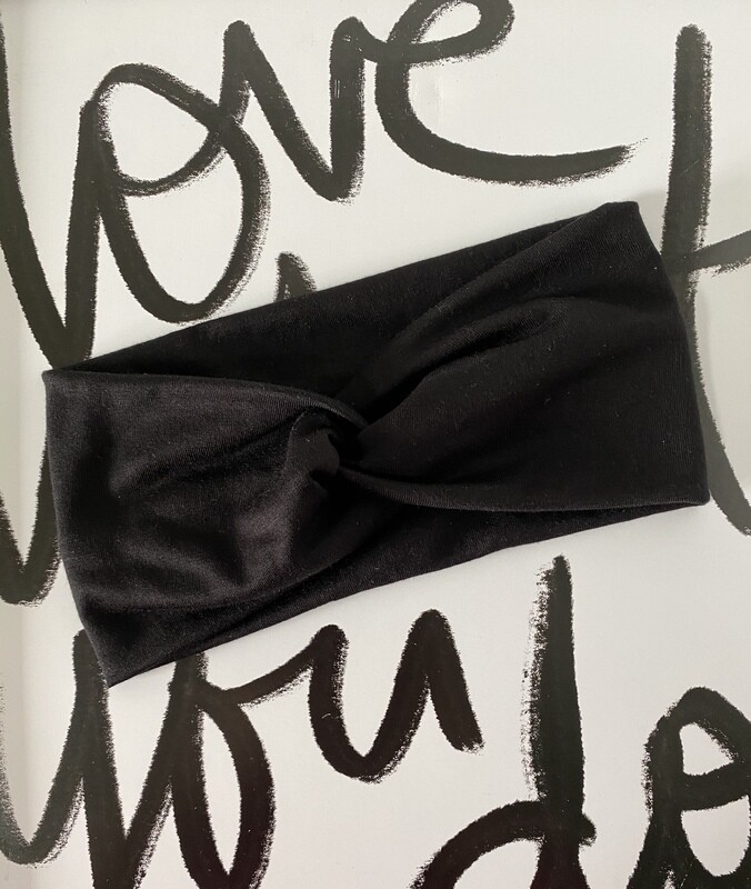 Black twist headband Black twist headband