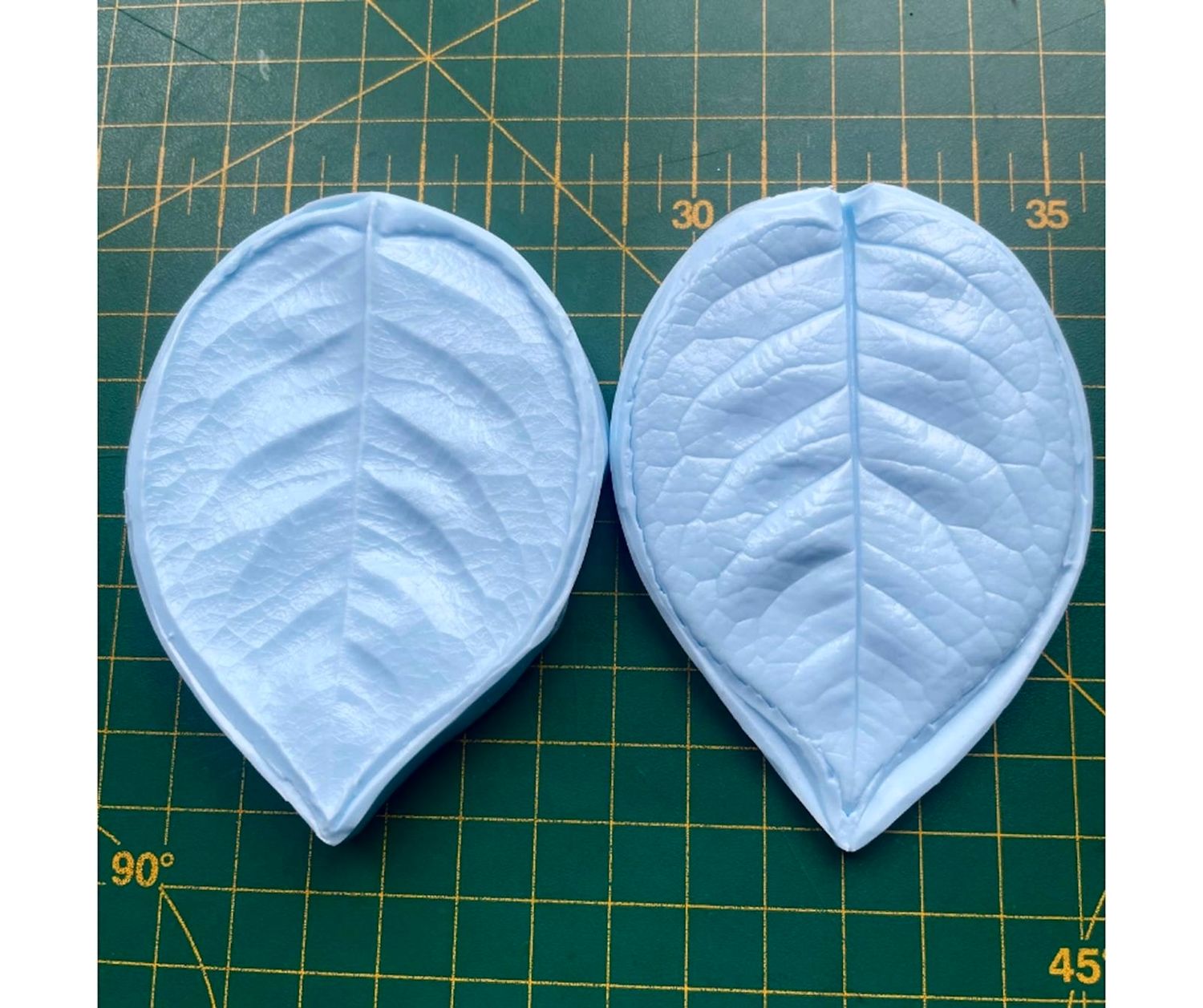 ROSE LEAF Veiner Mold /Mould, MEDIUM, 2-sided,  + Cutters, Optional