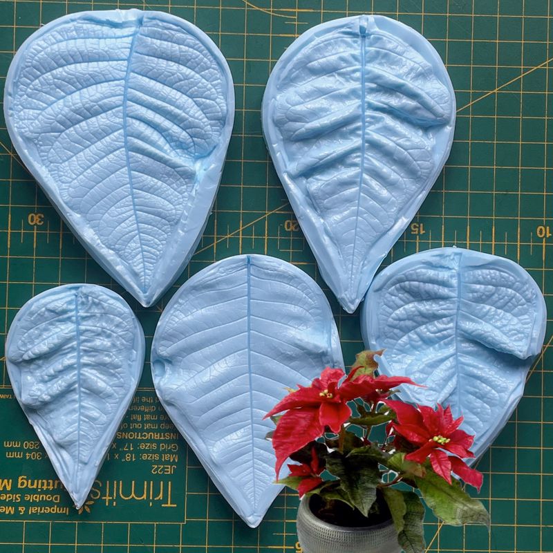 POINSETTIA 1-5 + Cutters ( Optional )