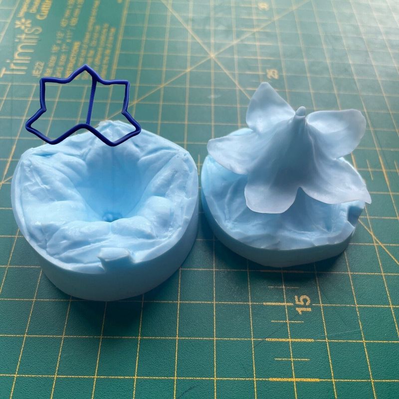 BLUEBELL, WILD Veiner + Cutter ( Optional )