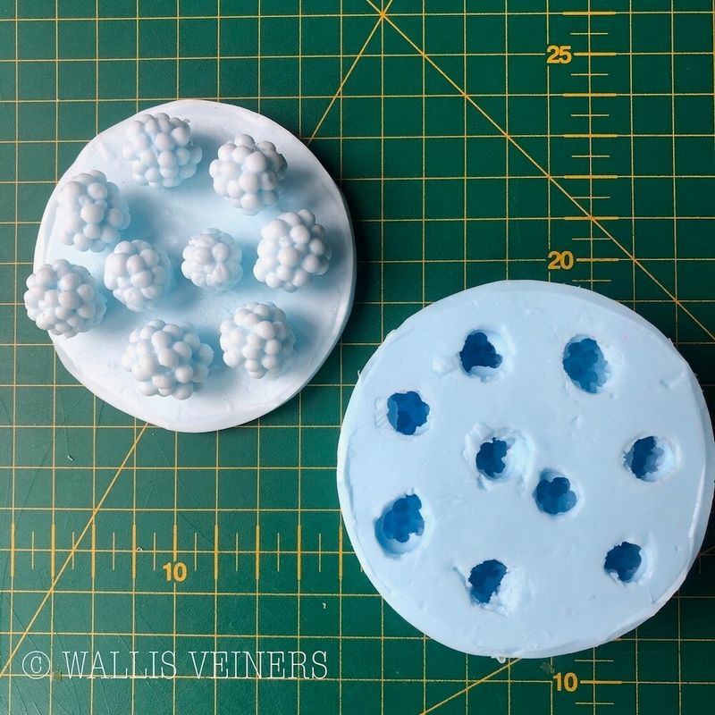 BLACKBERRY Berry Multi Mold Large / Small