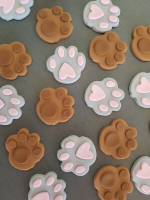 Cat / Dog Paw Print (6) Cupcake &amp; Cake Toppers