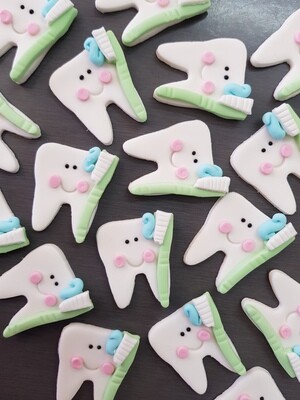 Tooth w.brush (6) Cupcake Toppers