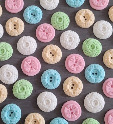 Button (6) Cake and Cupcake Toppers