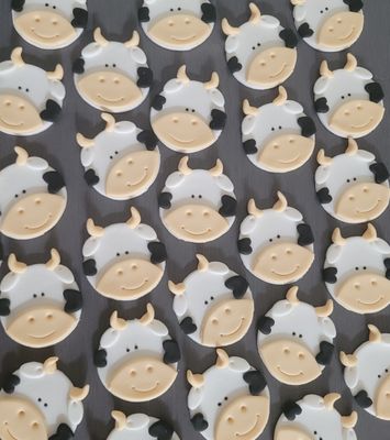 Cow (black spots) Face Topper (Standard size)