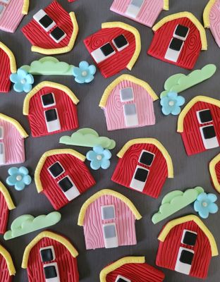 Barn yard Barn Cupcake Topper (Standard)
