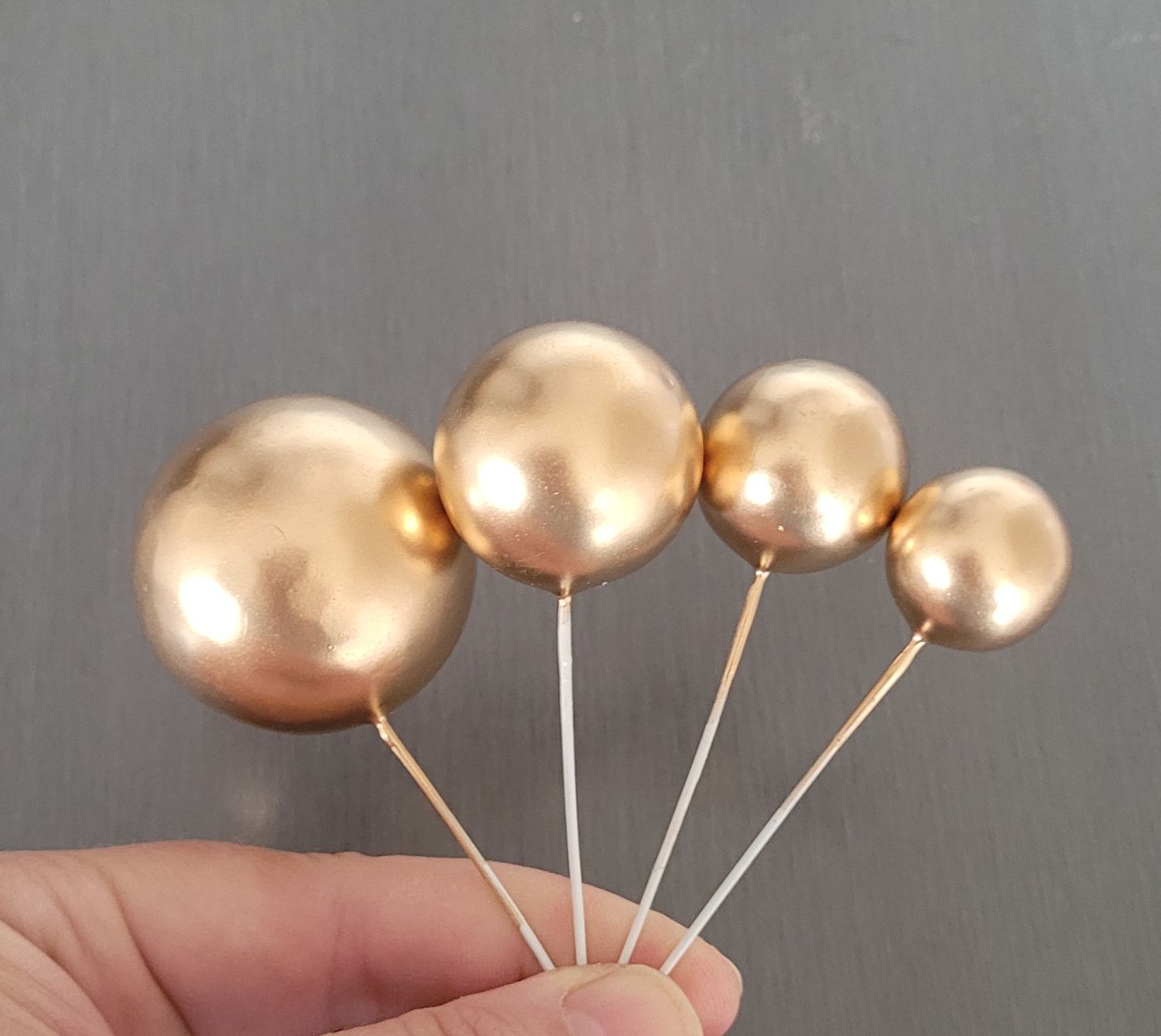 Cake Ball GOLD Decorations (single cake ball)
