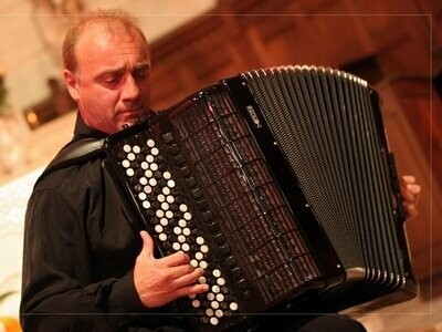 Franck Angélis - Pièces pédagogiques pour accordéon basses chromatiques Vol.1
