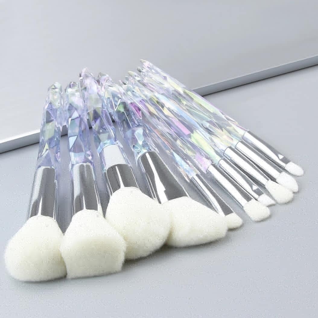 Essential brushes