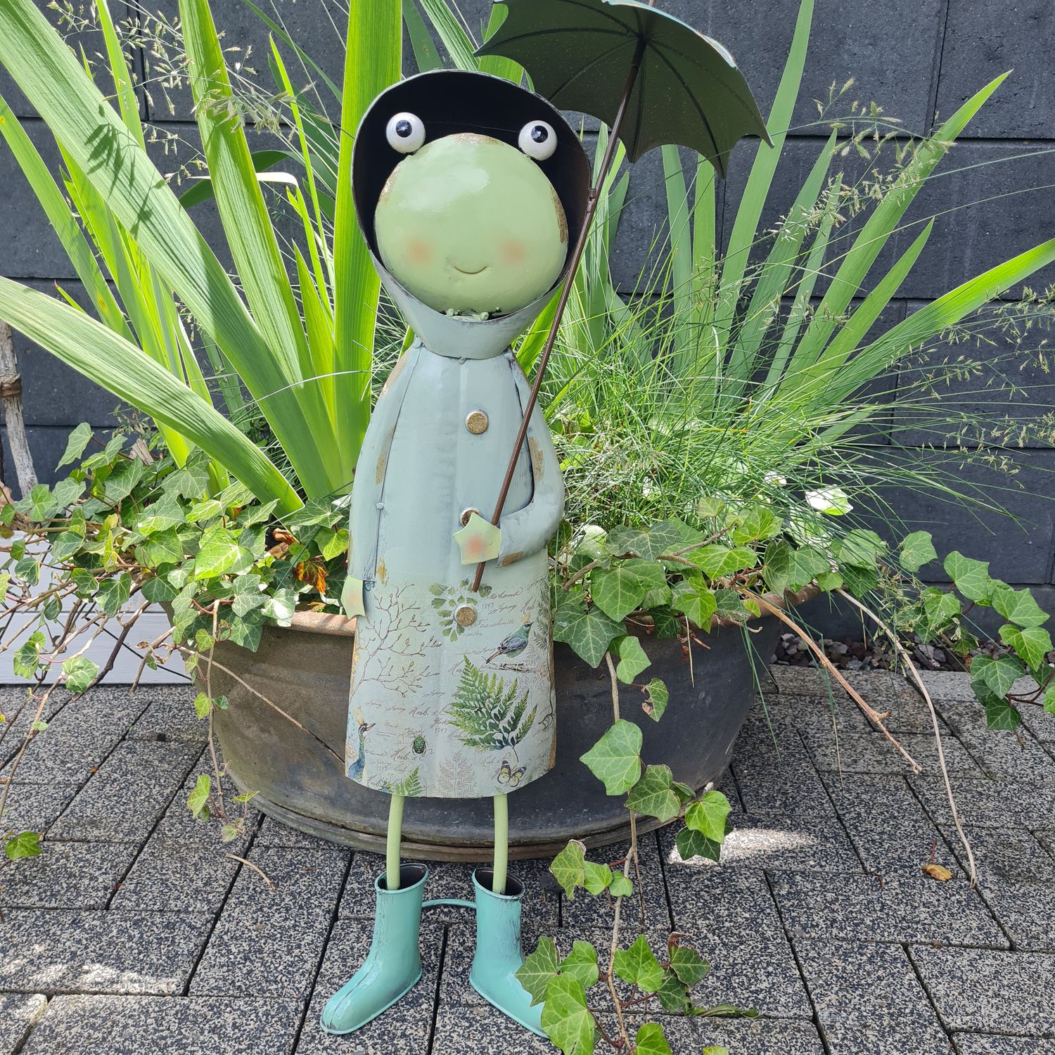 Eisen -Gartendeko große Froschdame Lore