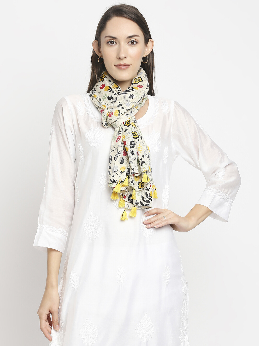 Printed Ivory Scarf with tassels.
