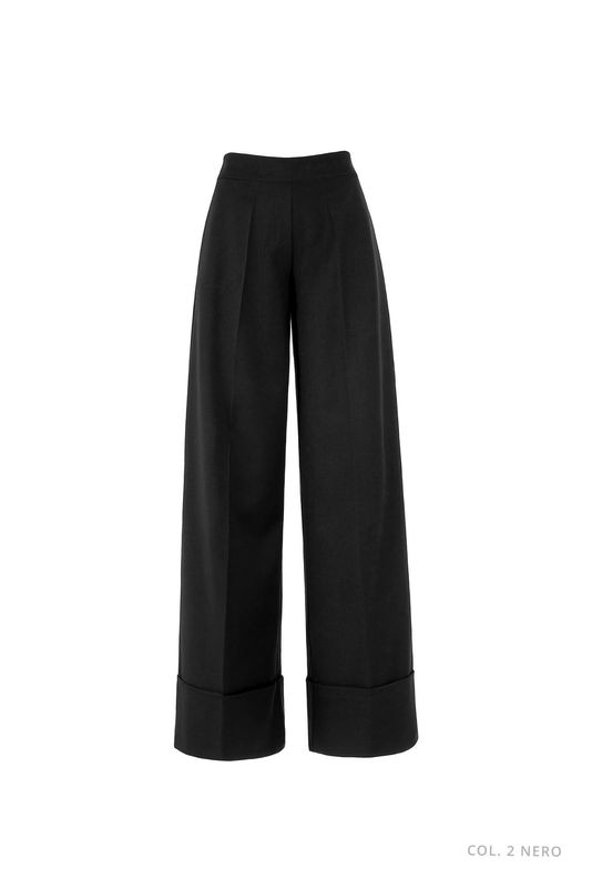 Pantalone, D.EXTERIOR