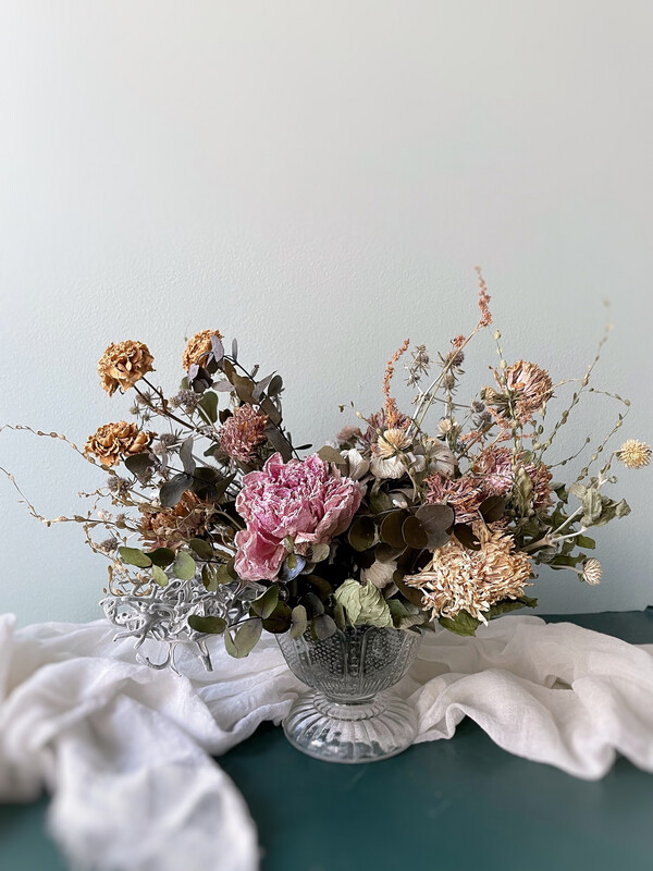 Everlasting Designs — Custom Dried Flower Arrangement