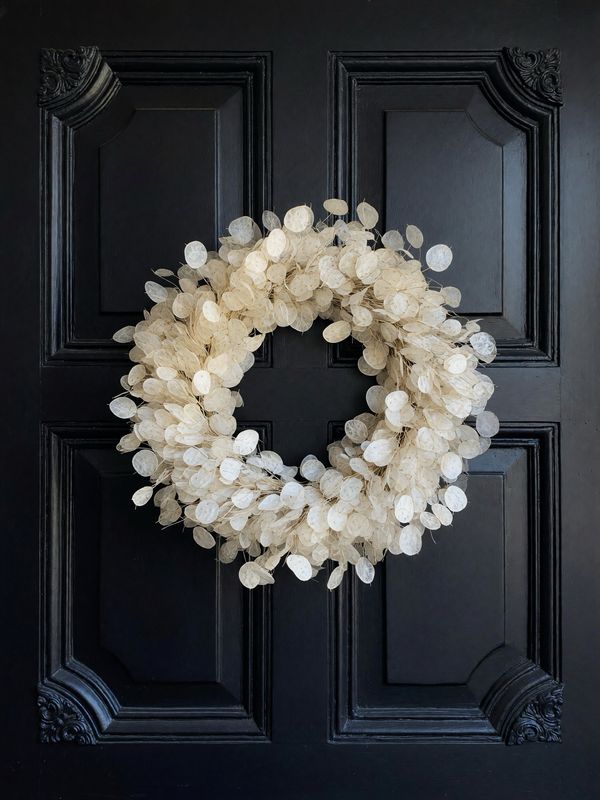 Lunaria Botanical Wreath