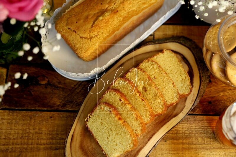 Bolo de Fuba com coco