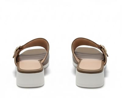 Attractive   Women sandal  : Kavya Fashion