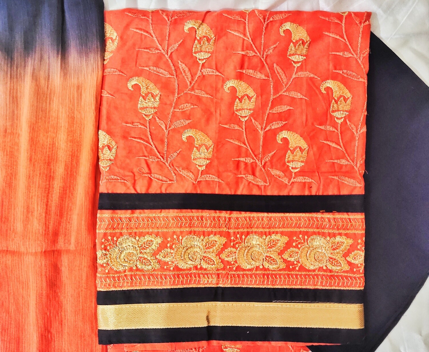 Kerry pattern Embroidery Unstitched designer dress with ready Dupatta