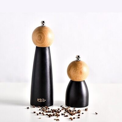 Wooden Spice and Nut Grinder