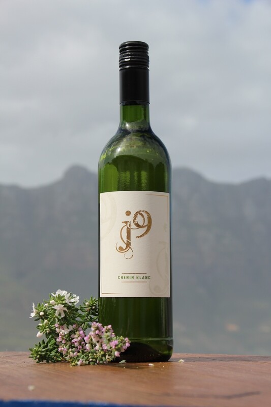 j9 Chenin Blanc 2023 x6