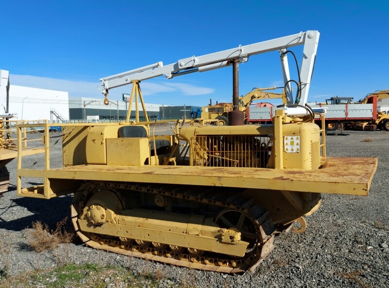 Tractor cadenas CATERPILLAR D4D con grua