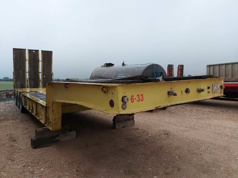 Gondola 3 ejes con rampa KING 403-LR