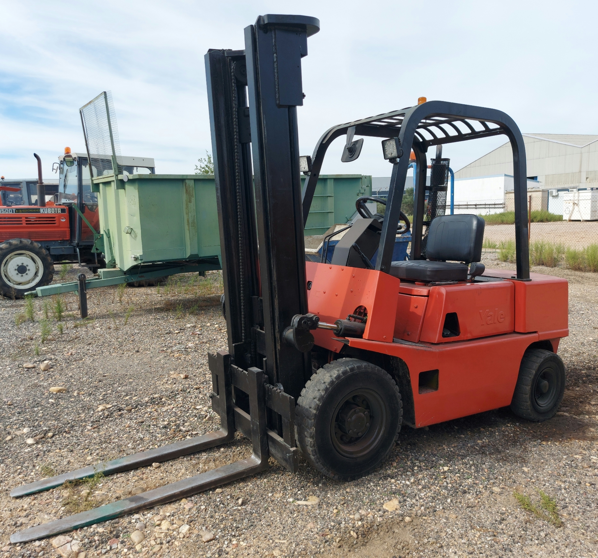 Carretilla elevadora diesel YALE  1.500 kg