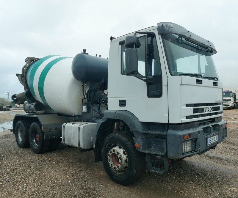 Camion hormigonera 6x4 Iveco Eurotrakker