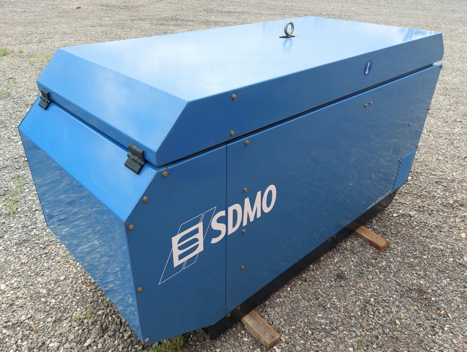 Generador SDMO 10 kva insonorizado "nuevo"