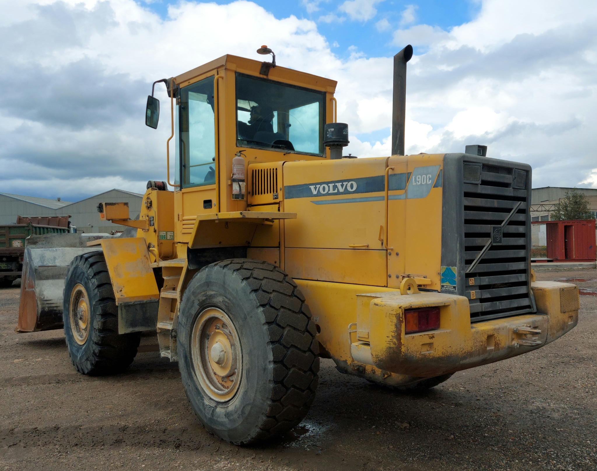 Pala cargadora VOLVO L90C